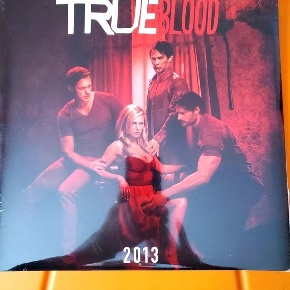 COLLECTORS ~ NEW~ 2013 ~ True Blood Calendar ~ In Cellophane🧛♀️🧛♂️🦇 - Picture 1 of 6